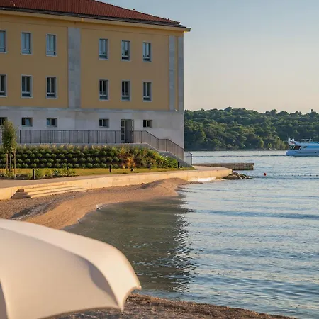 Monumenti Heritage Hotel&resort 호텔 풀라