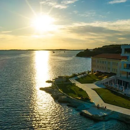 Monumenti Heritage Hotel&resort 普拉