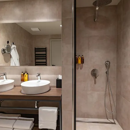酒店 Monumenti Heritage Hotel&resort 5*