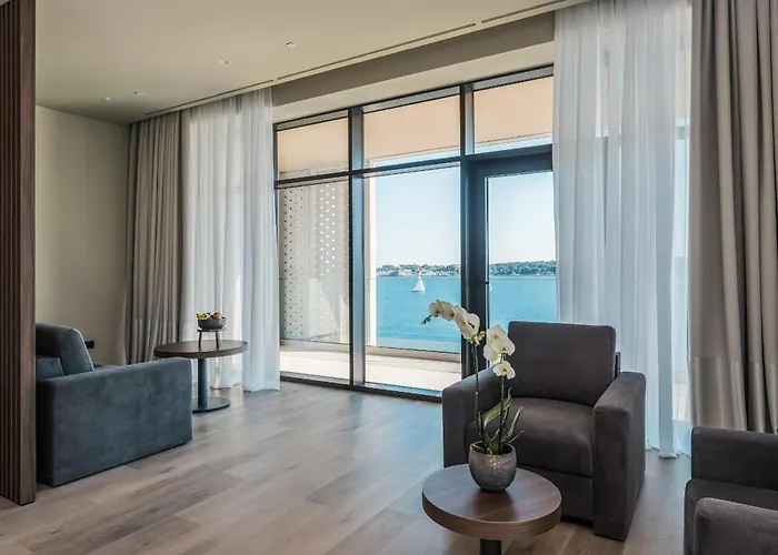 Hotel Monumenti Heritage Hotel&resort 5*